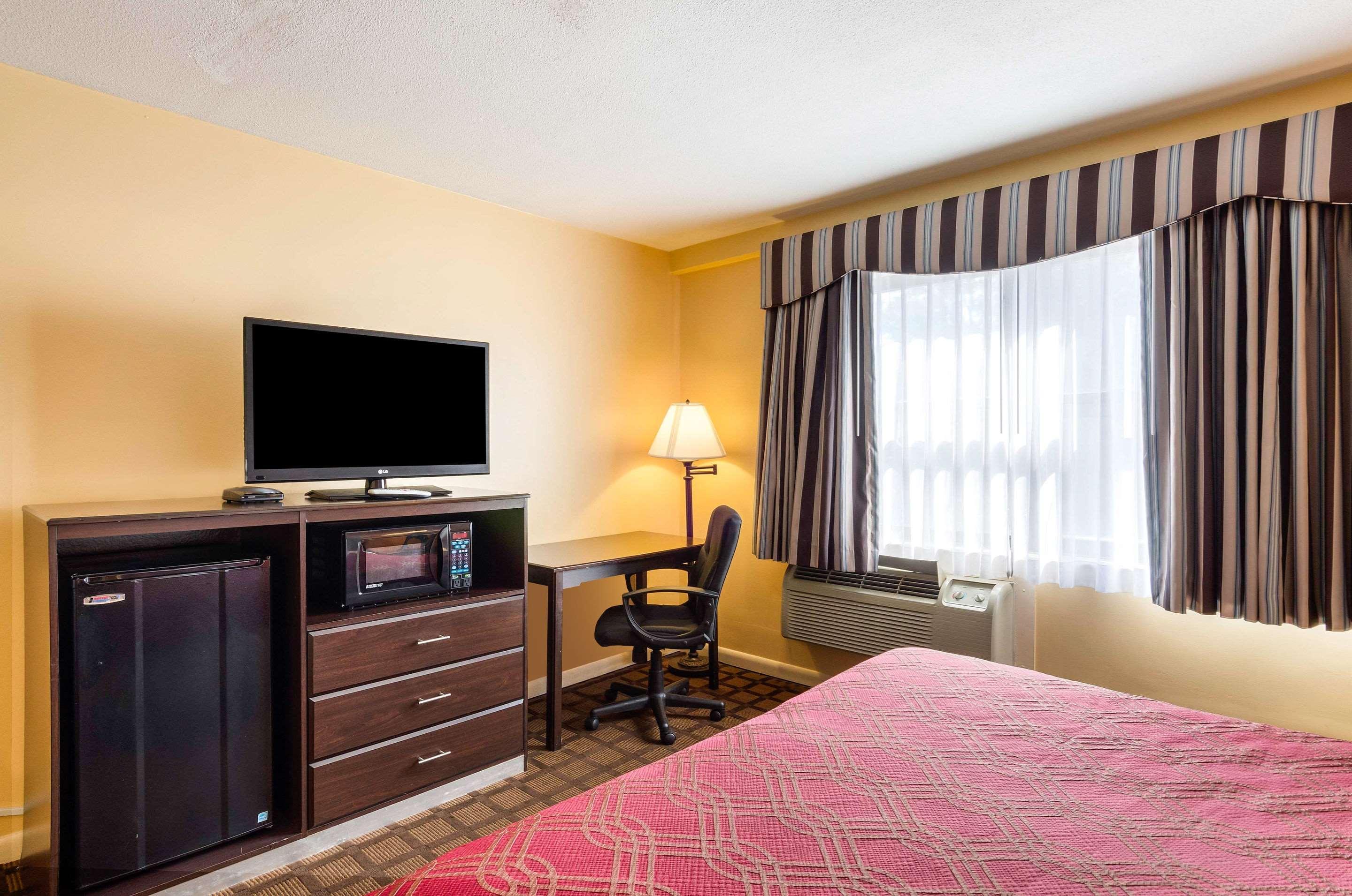 Econo Lodge Boston-Malden Kültér fotó