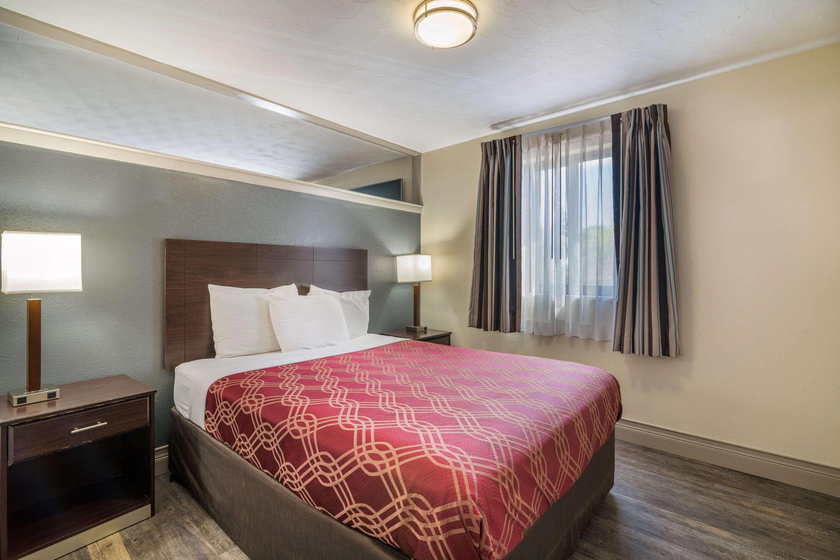 Econo Lodge Boston-Malden Kültér fotó